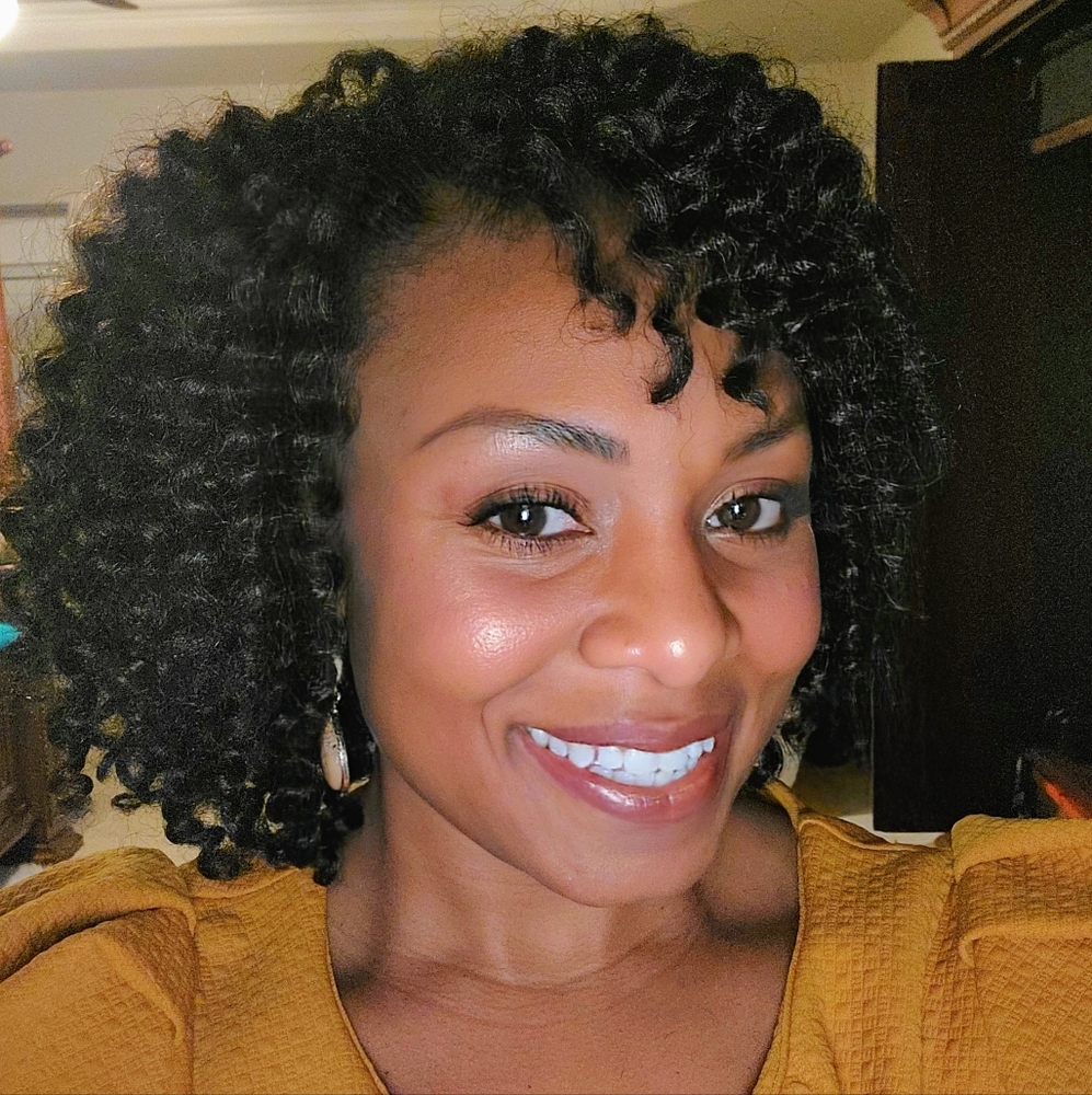 Meet your Posher, Erica